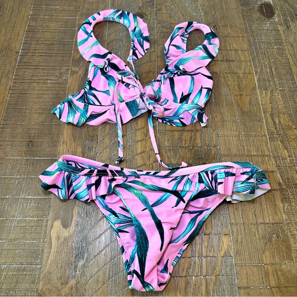 Show Me Your MuMu Maui Wowi Pink and Green Leaf Bikini XS & Small